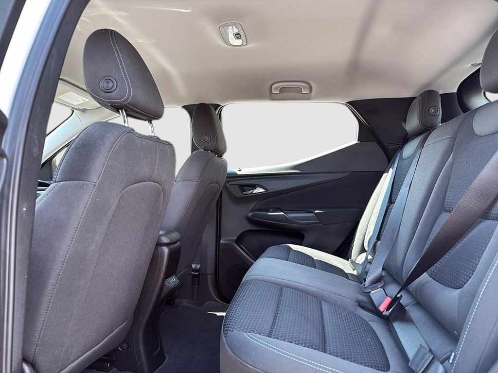 2023 Chevrolet Bolt EUV LT in Drummondville, Quebec - 10 - w1024h768px