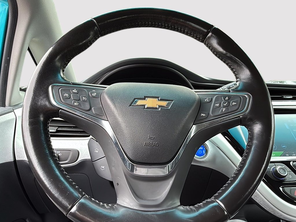 2021 Chevrolet Bolt EV LT in Drummondville, Quebec - 11 - w1024h768px