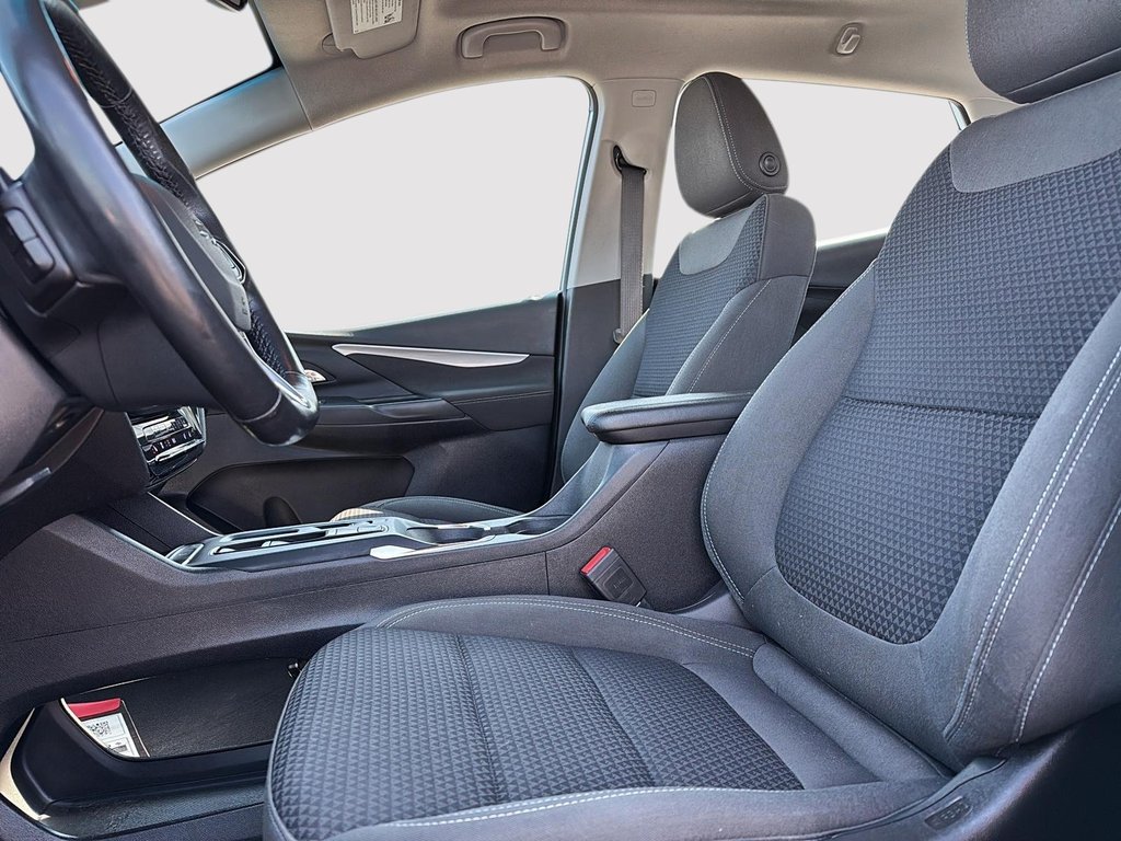 2023 Chevrolet Bolt EV 1LT in Drummondville, Quebec - 9 - w1024h768px