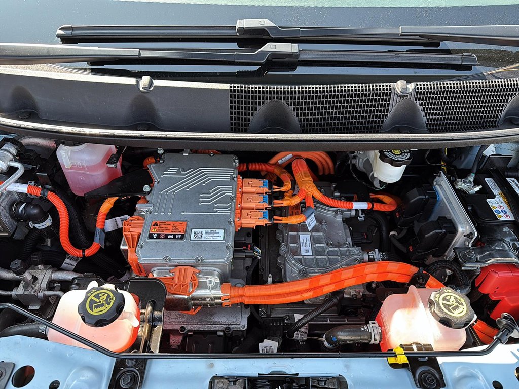 2023 Chevrolet Bolt EV 1LT in Drummondville, Quebec - 8 - w1024h768px