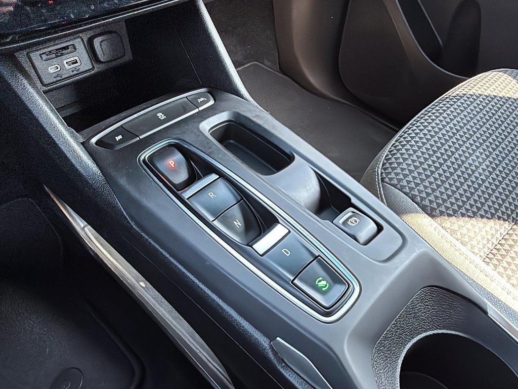 2023 Chevrolet Bolt EV 1LT in Drummondville, Quebec - 19 - w1024h768px