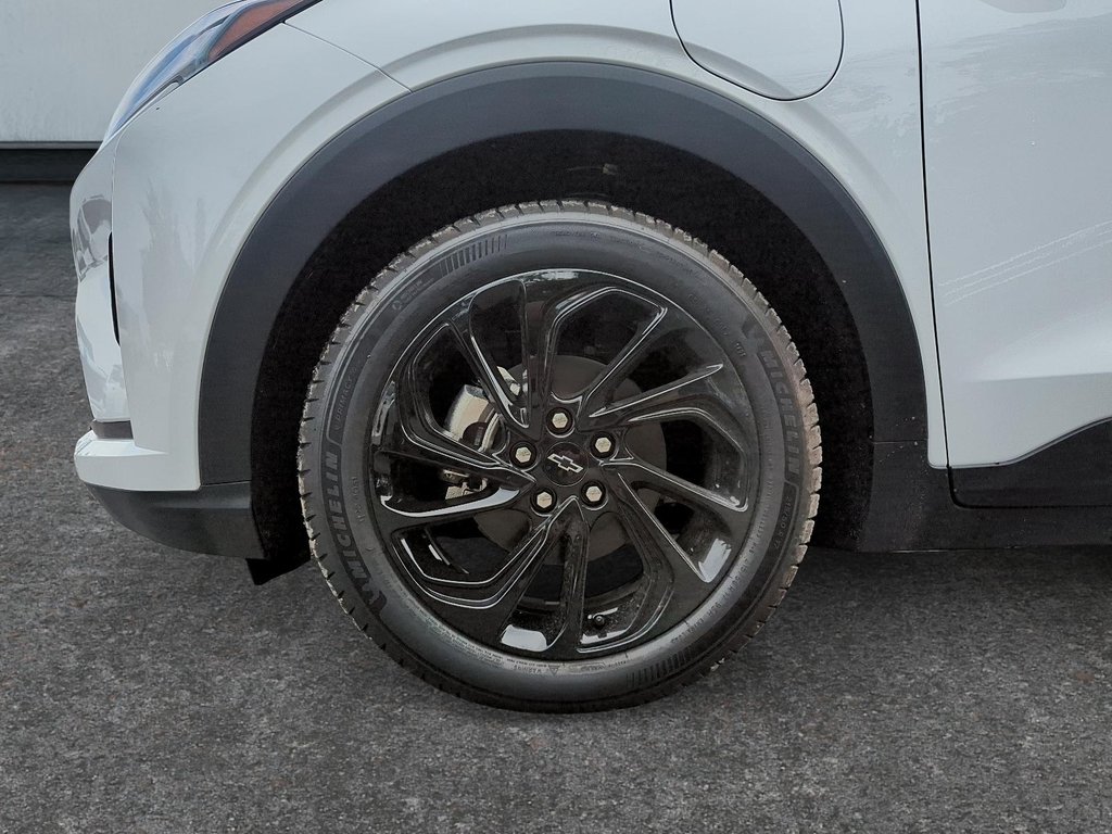 2027 Chevrolet Bolt RS in Drummondville, Quebec - 7 - w1024h768px