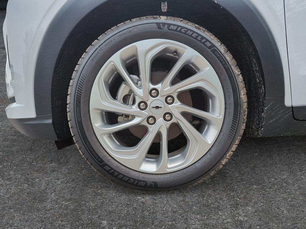 2027 Chevrolet Bolt LT in Drummondville, Quebec - 7 - w1024h768px