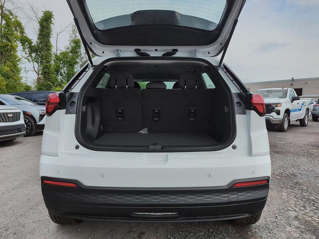 2027 Chevrolet Bolt LT in Drummondville, Quebec - 6 - w1024h768px