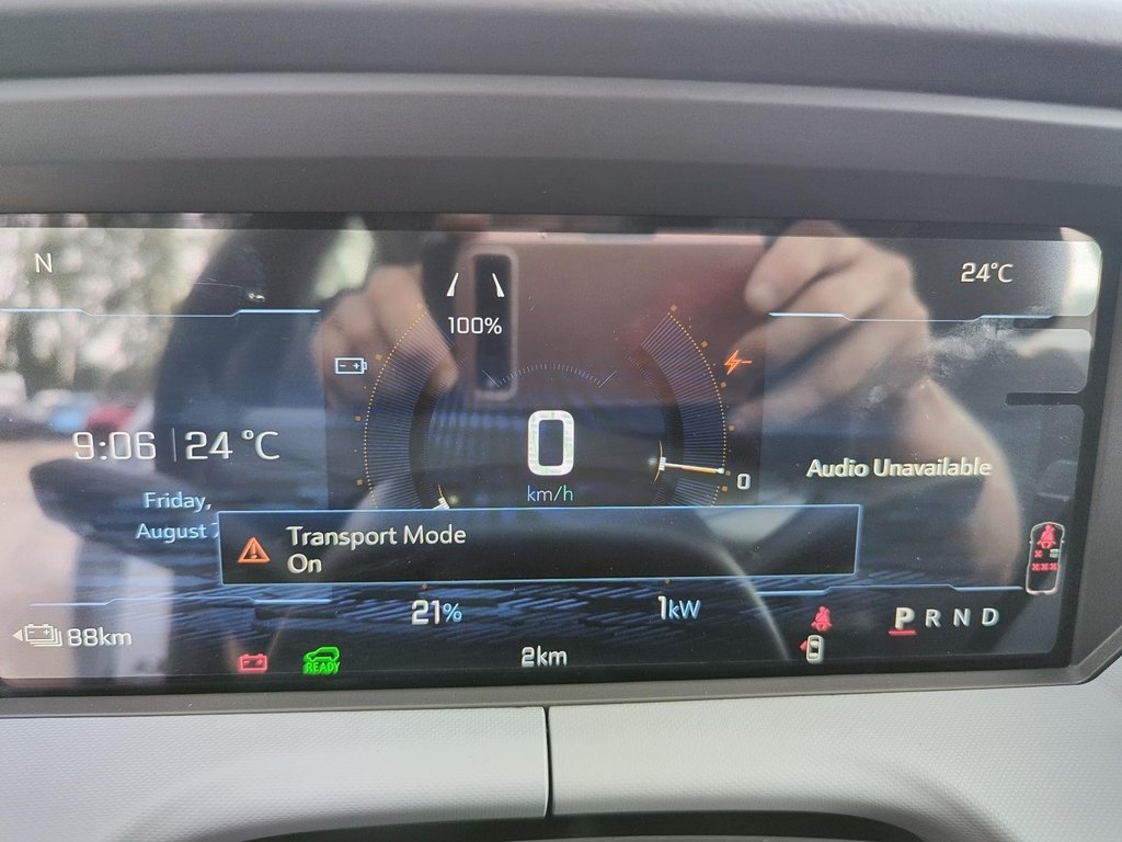 2027 Chevrolet Bolt RS in Drummondville, Quebec - 12 - w1024h768px