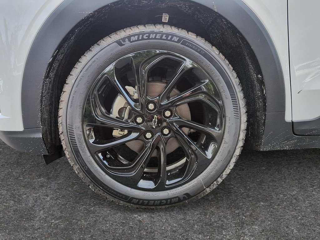 2027 Chevrolet Bolt RS in Drummondville, Quebec - 8 - w1024h768px