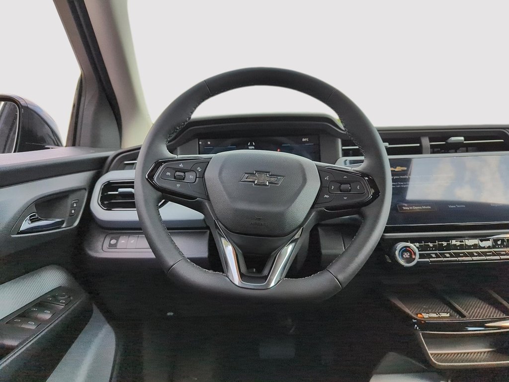 2027 Chevrolet Bolt RS in Drummondville, Quebec - 11 - w1024h768px