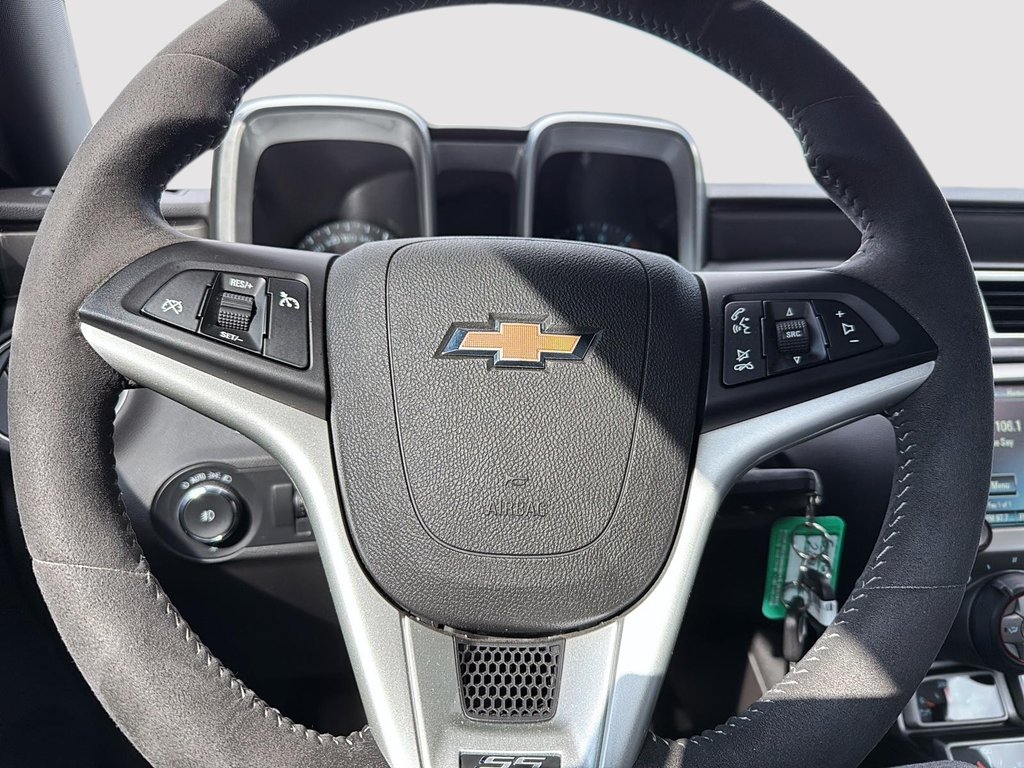 2014 Chevrolet Camaro 2SS in Drummondville, Quebec - 12 - w1024h768px
