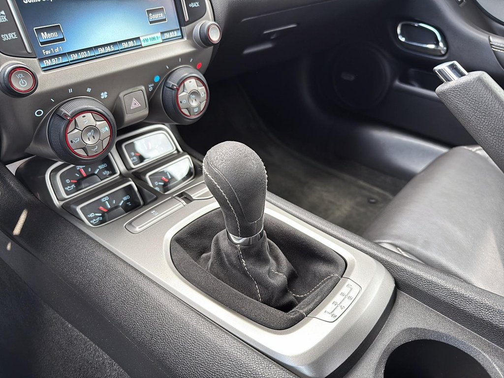 2014 Chevrolet Camaro 2SS in Drummondville, Quebec - 17 - w1024h768px