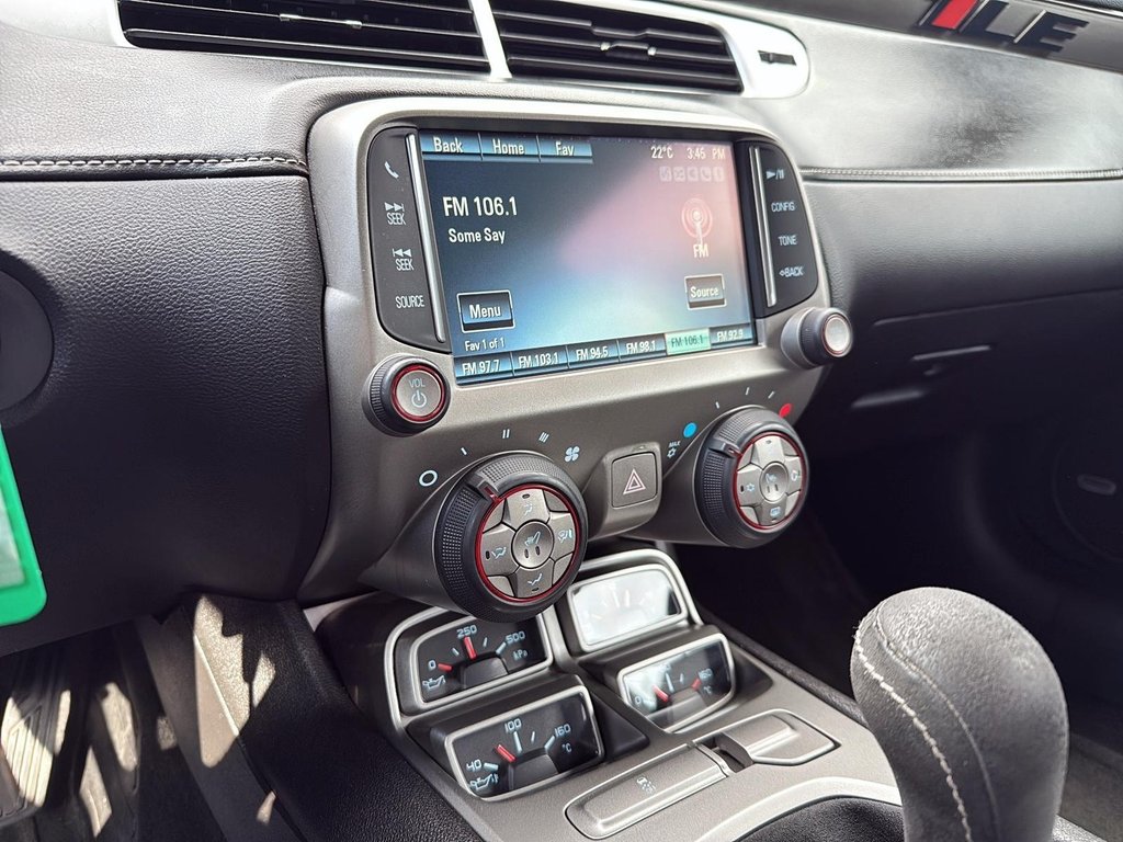 2014 Chevrolet Camaro 2SS in Drummondville, Quebec - 16 - w1024h768px