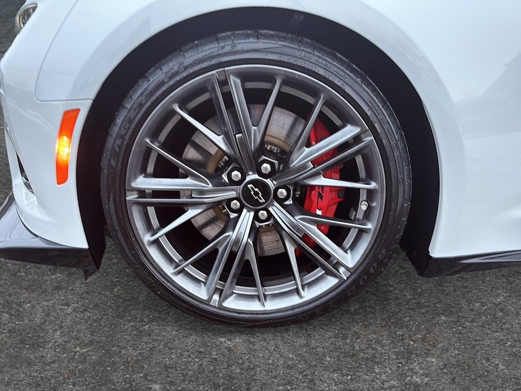 2023 Chevrolet Camaro ZL1 in Drummondville, Quebec - 10 - w1024h768px