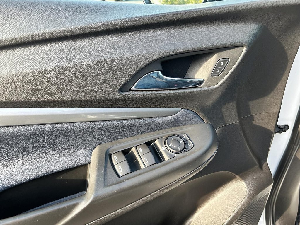 2023  CHEVROLET BOLT EUV PREMIER in Drummondville, Quebec - 12 - w1024h768px