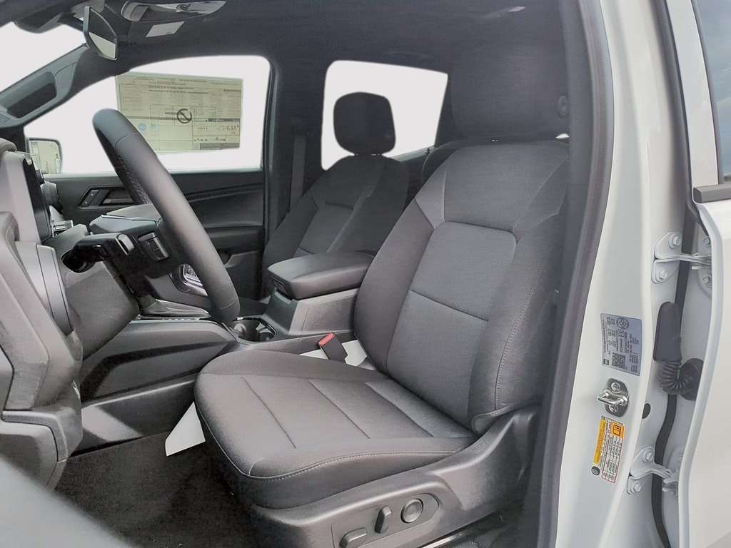 2026 Chevrolet Colorado WT in Drummondville, Quebec - 7 - w1024h768px