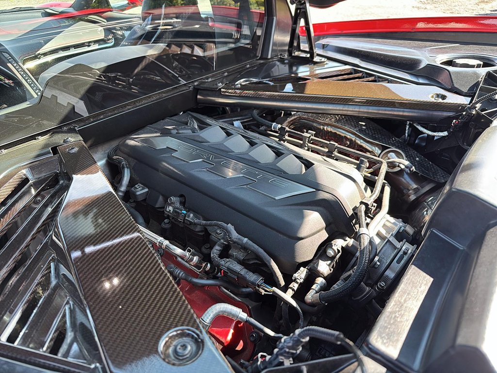 2020 Chevrolet Corvette 3LT in Drummondville, Quebec - 8 - w1024h768px