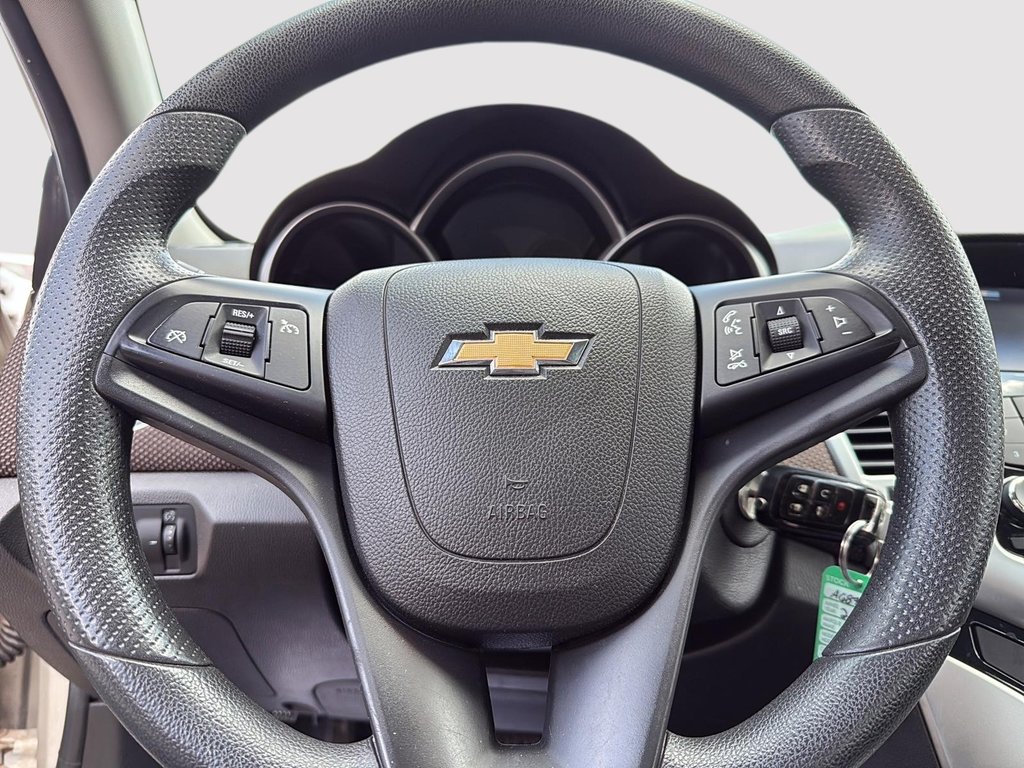 Chevrolet Cruze 1LT 2015 à Drummondville, Québec - 12 - w1024h768px