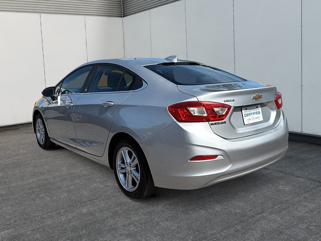 2016 Chevrolet Cruze LT in Drummondville, Quebec - 4 - w1024h768px