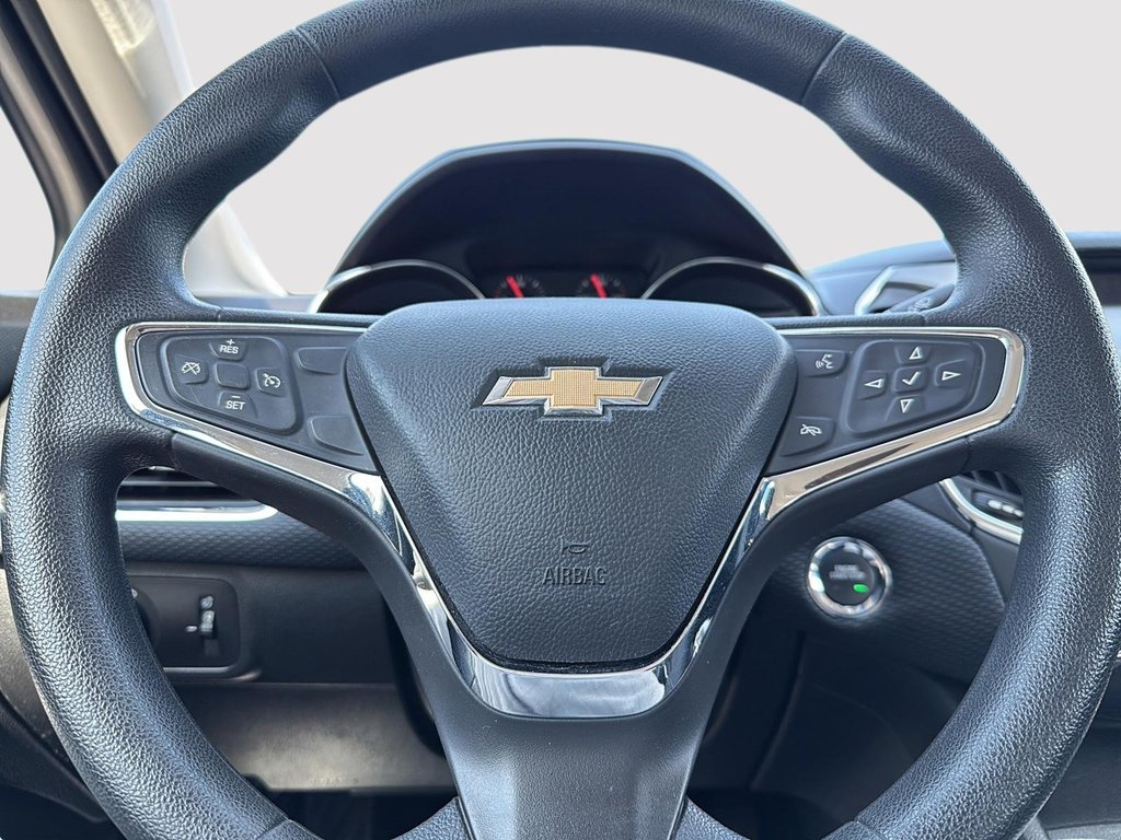 2016 Chevrolet Cruze LT in Drummondville, Quebec - 14 - w1024h768px