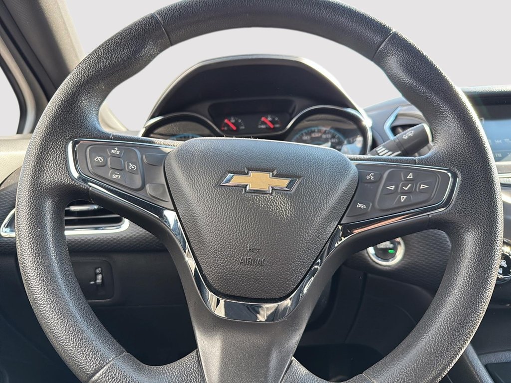 2016 Chevrolet Cruze LT in Drummondville, Quebec - 13 - w1024h768px