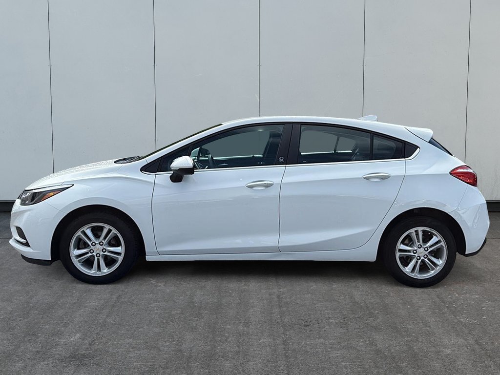 2018 Chevrolet Cruze LS in Drummondville, Quebec - 5 - w1024h768px