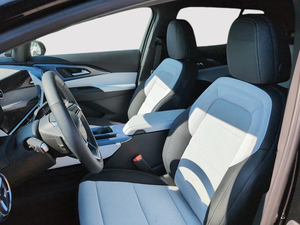 Chevrolet Equinox EV 2LT 2025 à Drummondville, Québec - 11 - w1024h768px