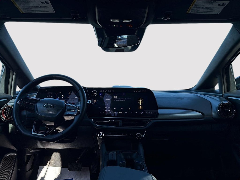 Chevrolet Equinox EV RS 2025 à Drummondville, Québec - 9 - w1024h768px