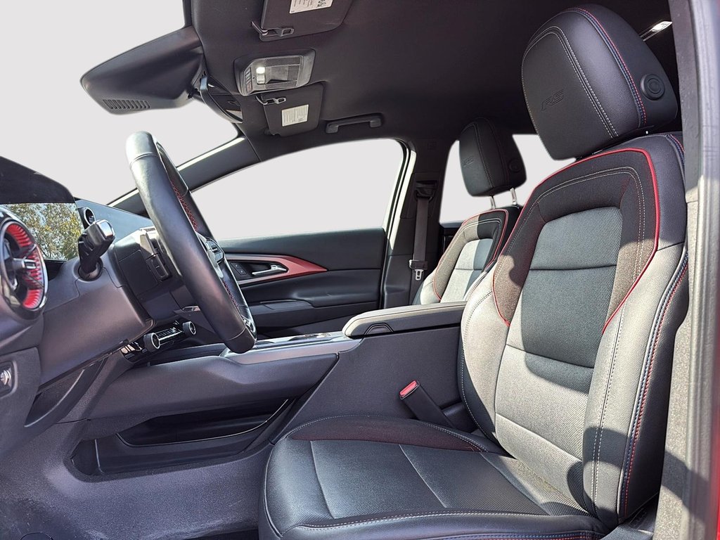2025 Chevrolet Equinox EV RS in Drummondville, Quebec - 8 - w1024h768px
