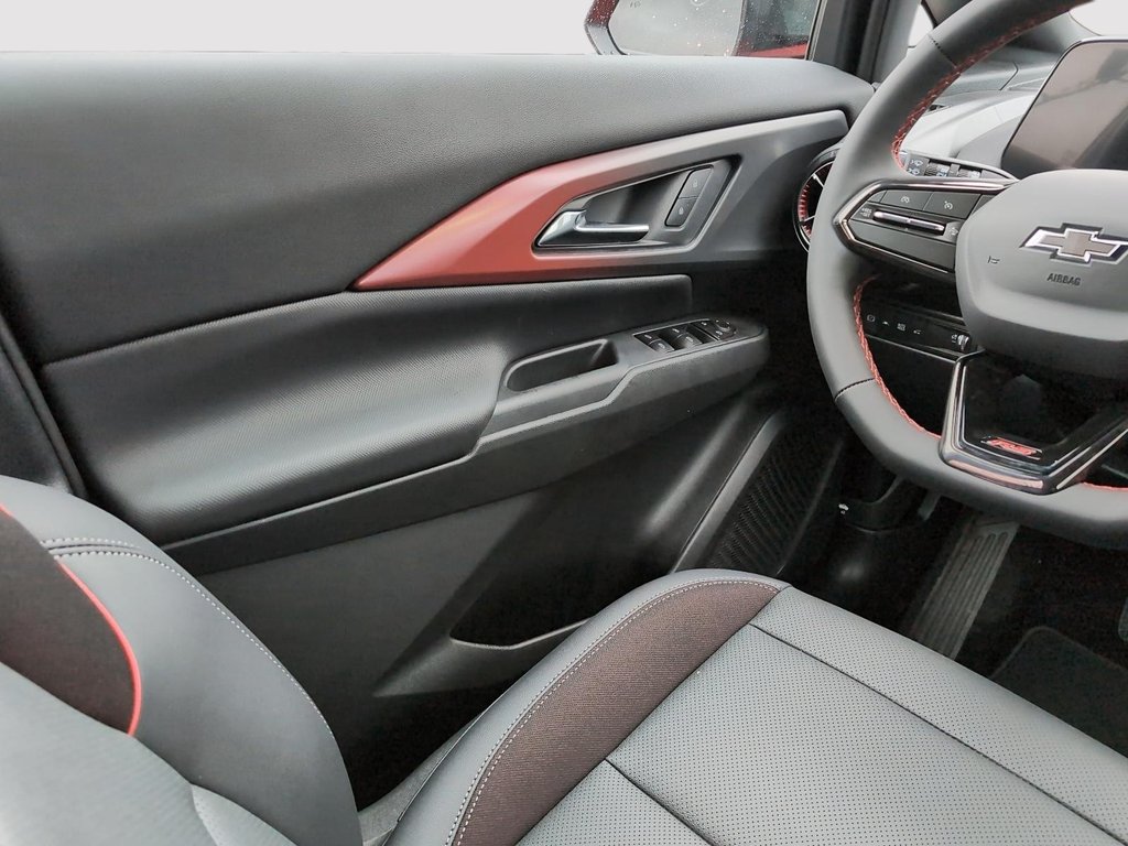 2026 Chevrolet Equinox EV RS in Drummondville, Quebec - 13 - w1024h768px