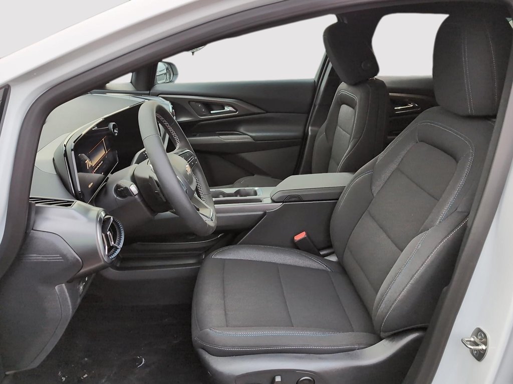 2026 Chevrolet Equinox EV 2LT in Drummondville, Quebec - 8 - w1024h768px