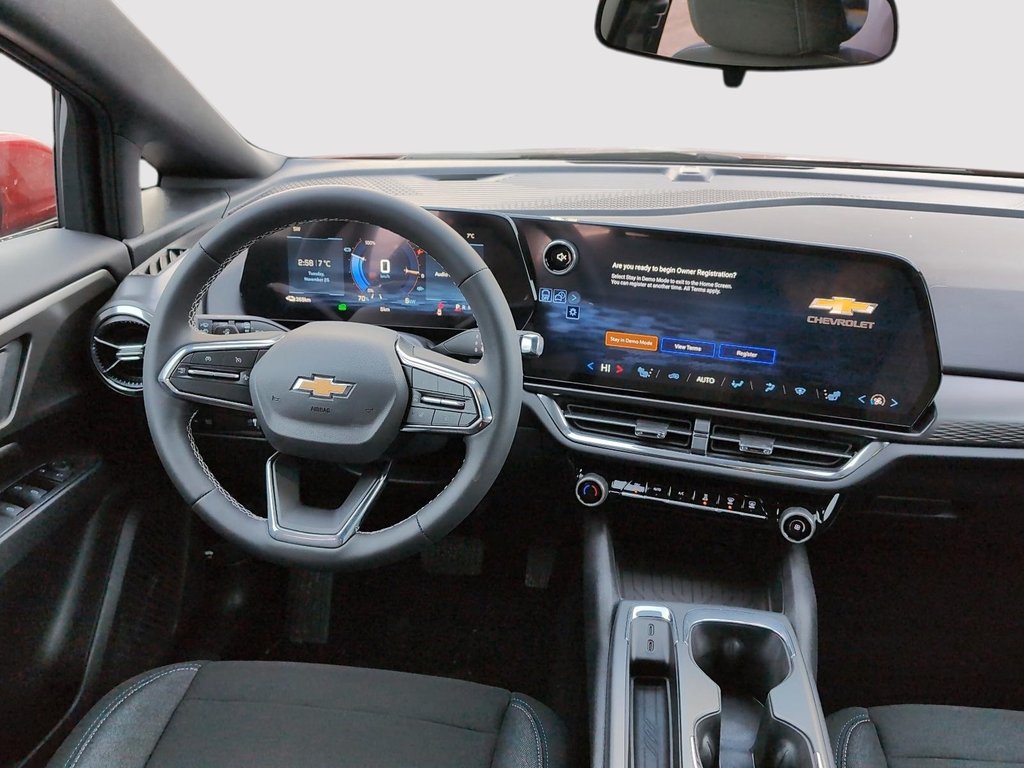 Chevrolet Equinox EV 2LT 2026 à Drummondville, Québec - 11 - w1024h768px