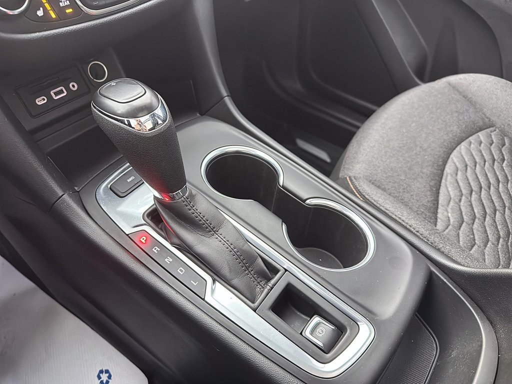 2021 Chevrolet Equinox LT in Drummondville, Quebec - 19 - w1024h768px