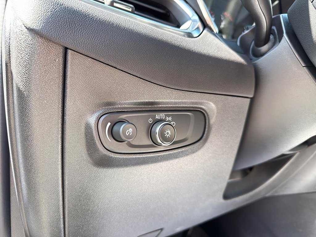 Chevrolet Equinox LS AWD 2024 à Drummondville, Québec - 13 - w1024h768px