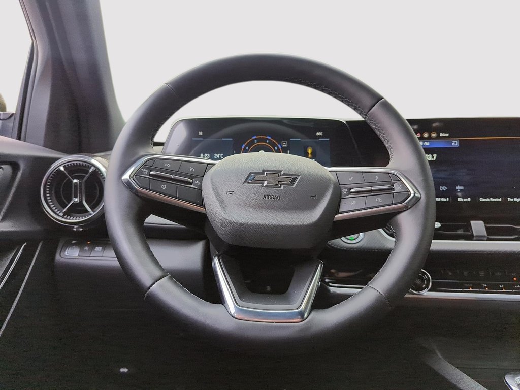 2026 Chevrolet Equinox LT in Drummondville, Quebec - 10 - w1024h768px