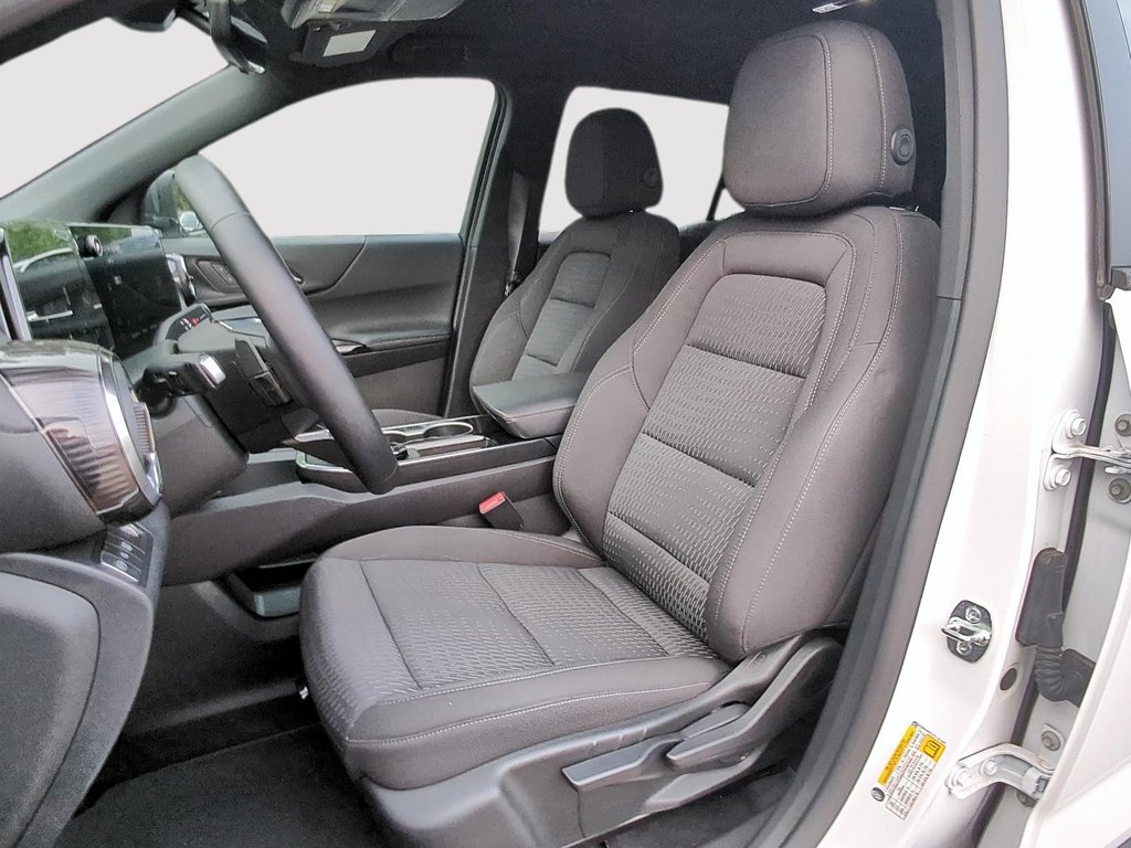 2026 Chevrolet Equinox LT in Drummondville, Quebec - 8 - w1024h768px