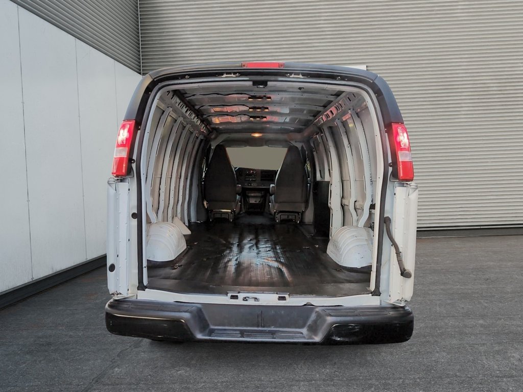 2024 Chevrolet Express Cargo Van-4