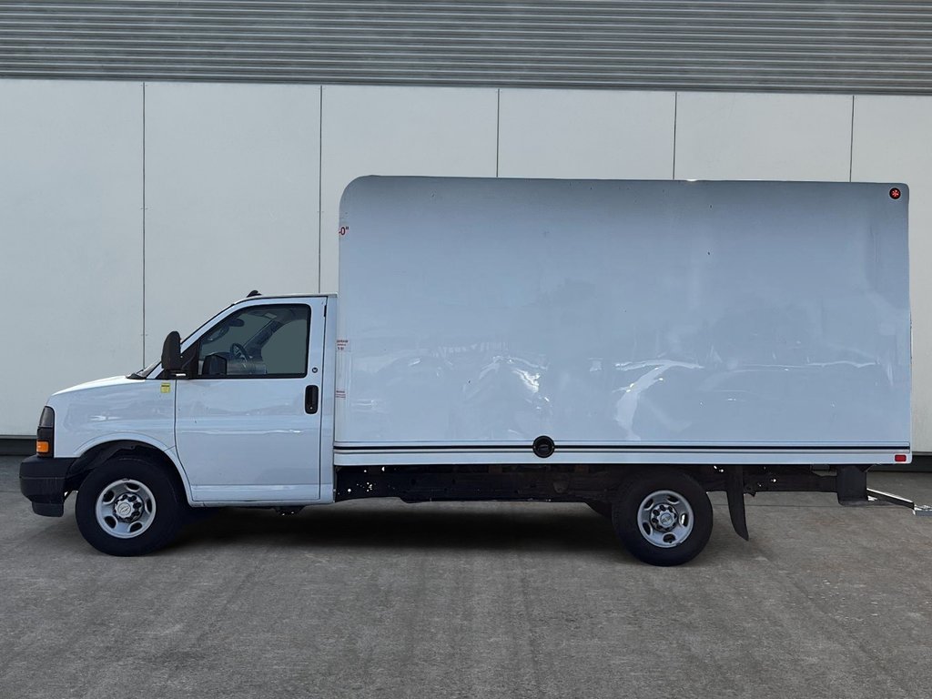 Chevrolet Express Commercial Cutaway CUBE 14P 2023 à Drummondville, Québec - 5 - w1024h768px