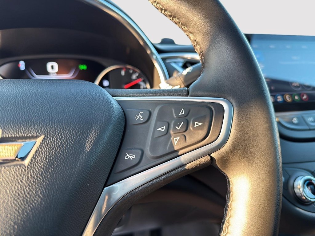 Chevrolet Malibu 2LT 2023 à Drummondville, Québec - 16 - w1024h768px