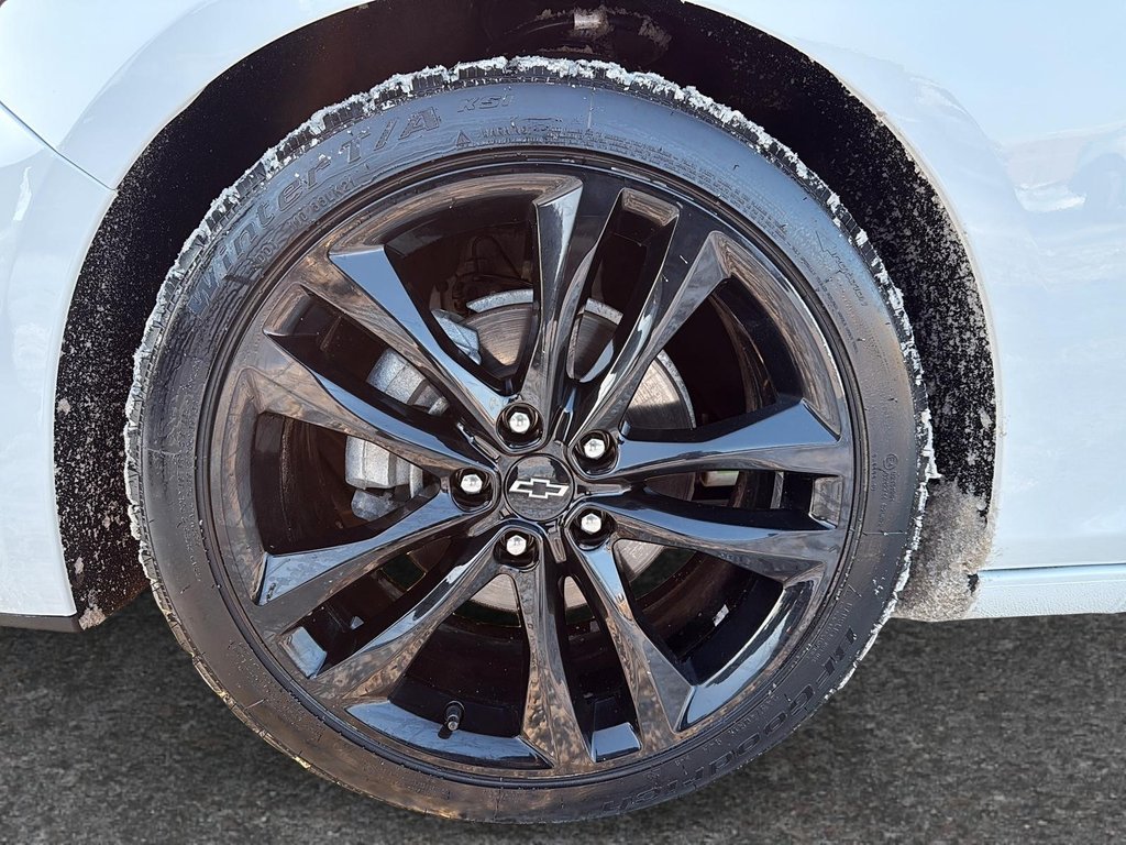 Chevrolet Malibu 2LT 2023 à Drummondville, Québec - 7 - w1024h768px