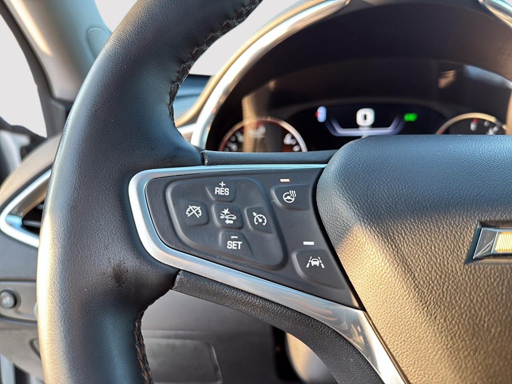Chevrolet Malibu 2LT 2023 à Drummondville, Québec - 15 - w1024h768px