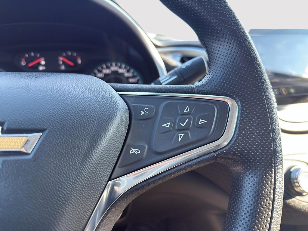2024 Chevrolet Malibu LS in Drummondville, Quebec - 14 - w1024h768px