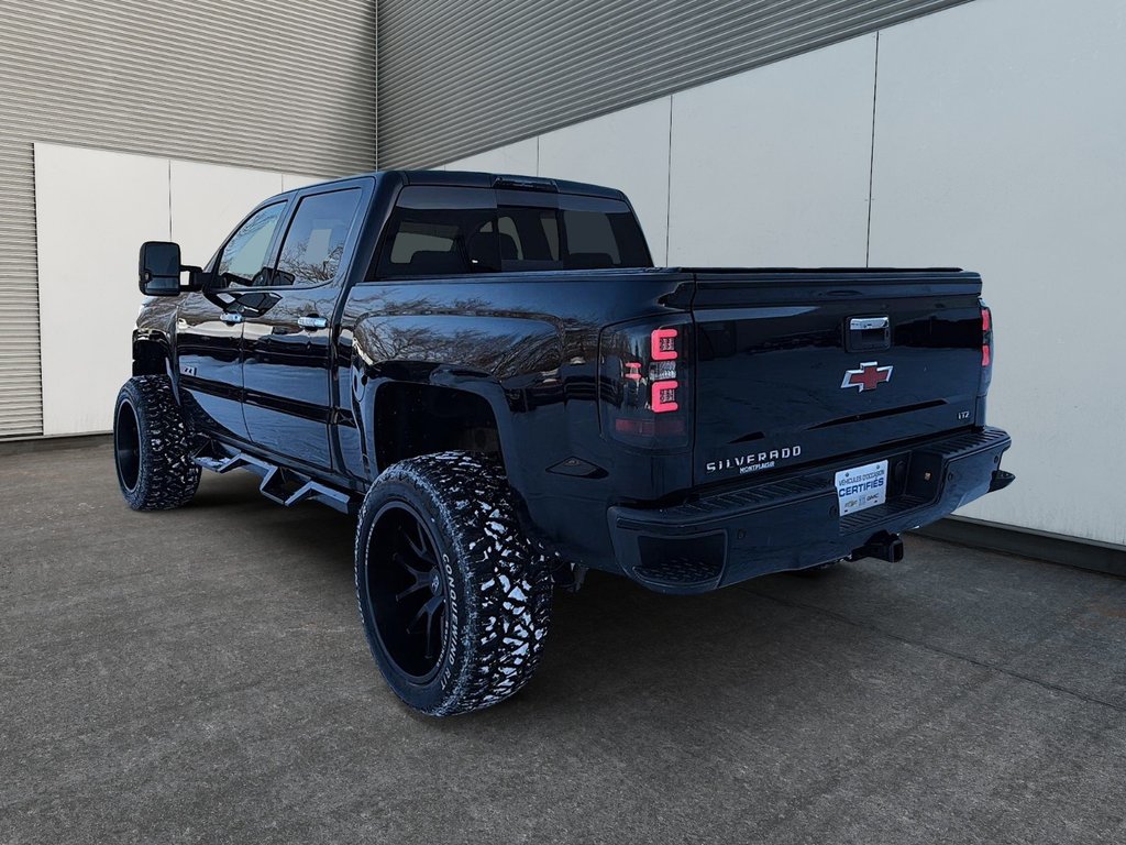 2017 Chevrolet Silverado 1500 LTZ in Drummondville, Quebec - 4 - w1024h768px