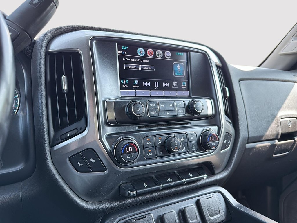 2018 Chevrolet Silverado 1500 LT in Drummondville, Quebec - 17 - w1024h768px