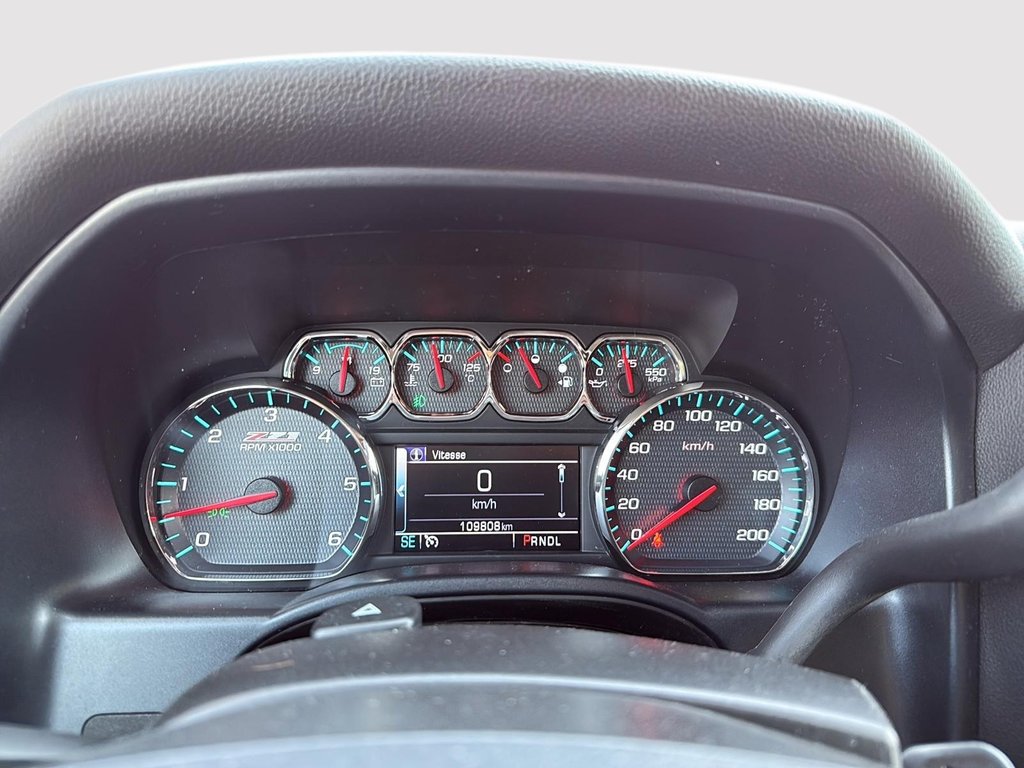 2018 Chevrolet Silverado 1500 LT in Drummondville, Quebec - 16 - w1024h768px