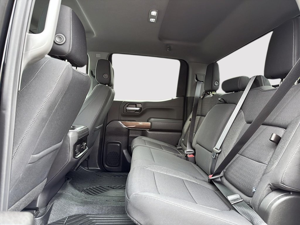 2021 Chevrolet Silverado 1500 LT Trail Boss in Drummondville, Quebec - 8 - w1024h768px