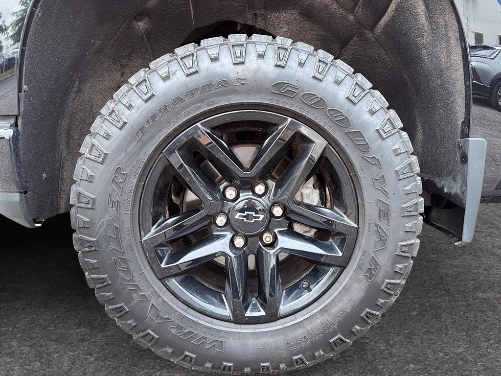 2021 Chevrolet Silverado 1500 LT Trail Boss in Drummondville, Quebec - 6 - w1024h768px