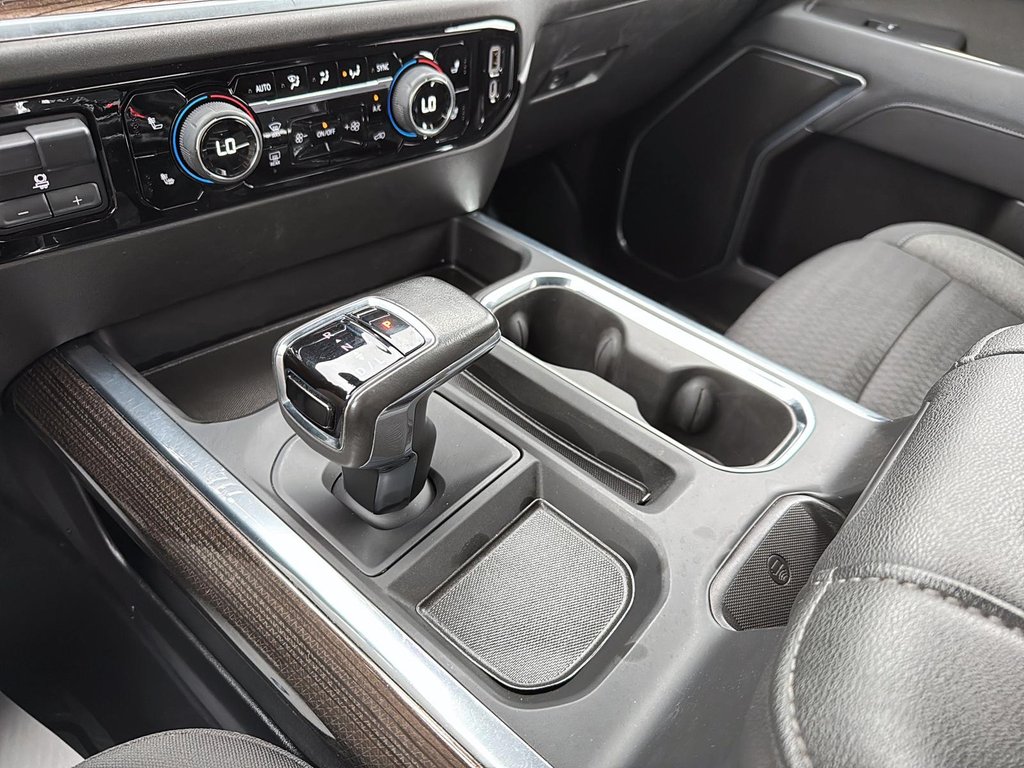 2022 Chevrolet Silverado 1500 RST in Drummondville, Quebec - 18 - w1024h768px