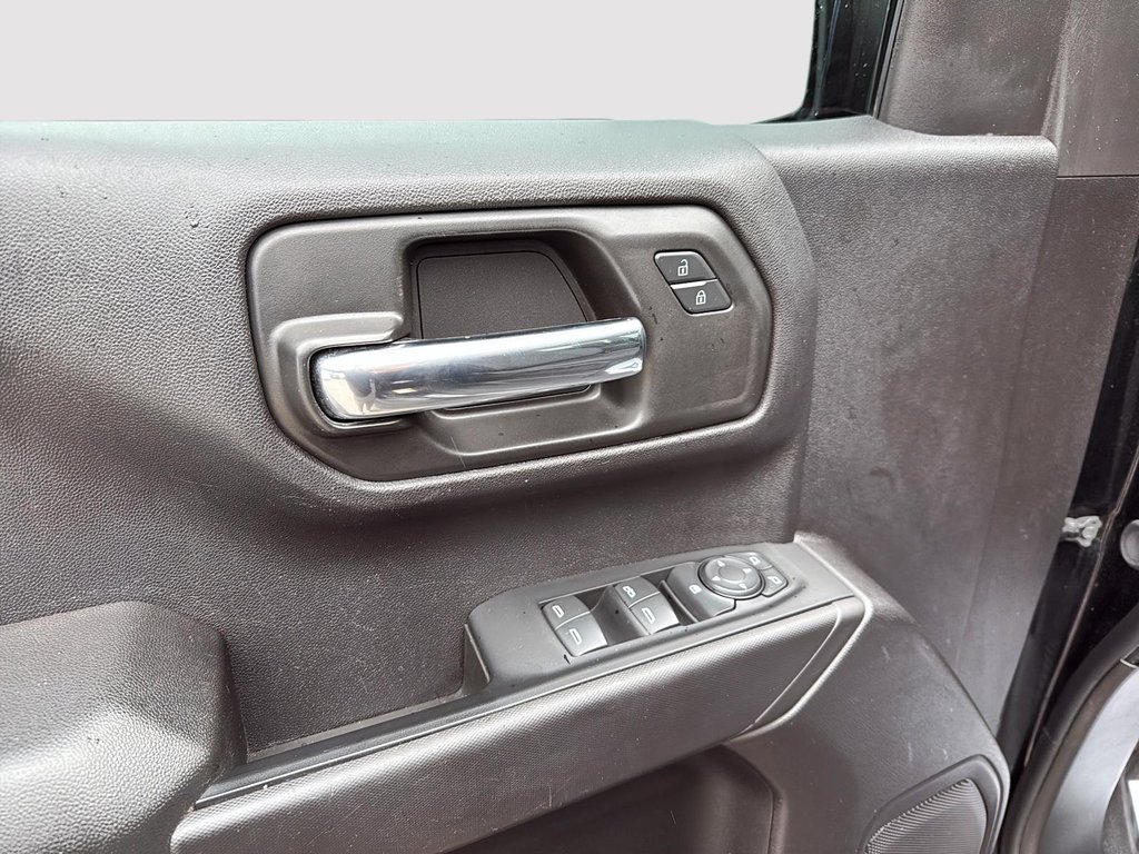 2024 Chevrolet Silverado 1500 Custom Trail Boss in Drummondville, Quebec - 11 - w1024h768px