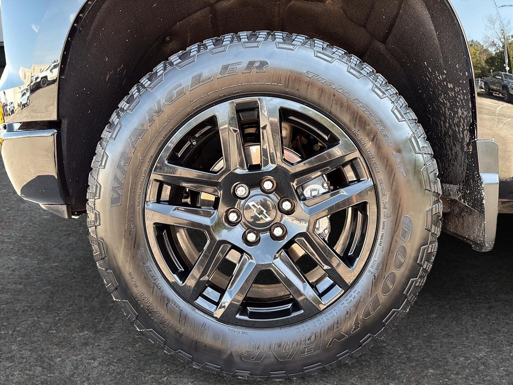 2025 Chevrolet Silverado 1500 LT Trail Boss in Drummondville, Quebec - 6 - w1024h768px