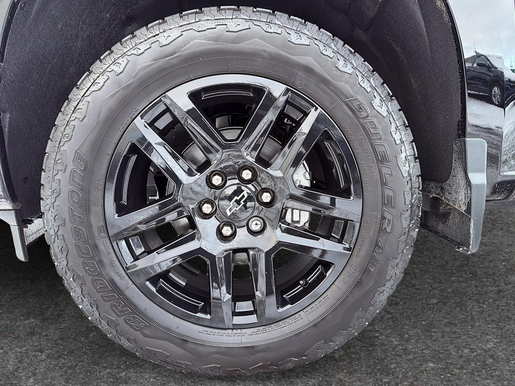 Chevrolet Silverado 1500 RST 2025 à Drummondville, Québec - 6 - w1024h768px