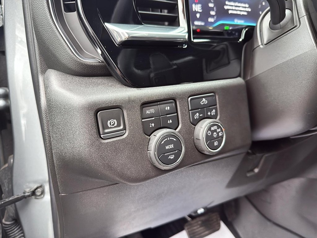 Chevrolet Silverado 1500 RST 2025 à Drummondville, Québec - 12 - w1024h768px