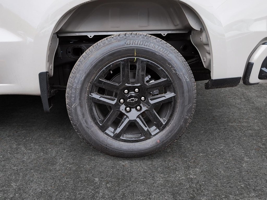 2026 Chevrolet Silverado 1500 Custom in Drummondville, Quebec - 7 - w1024h768px